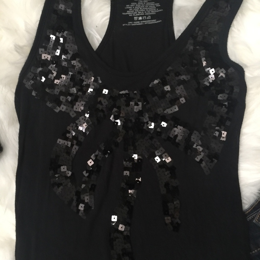 Miley Cyrus & Max Azaria Razorback Tank - Picture 2 of 3